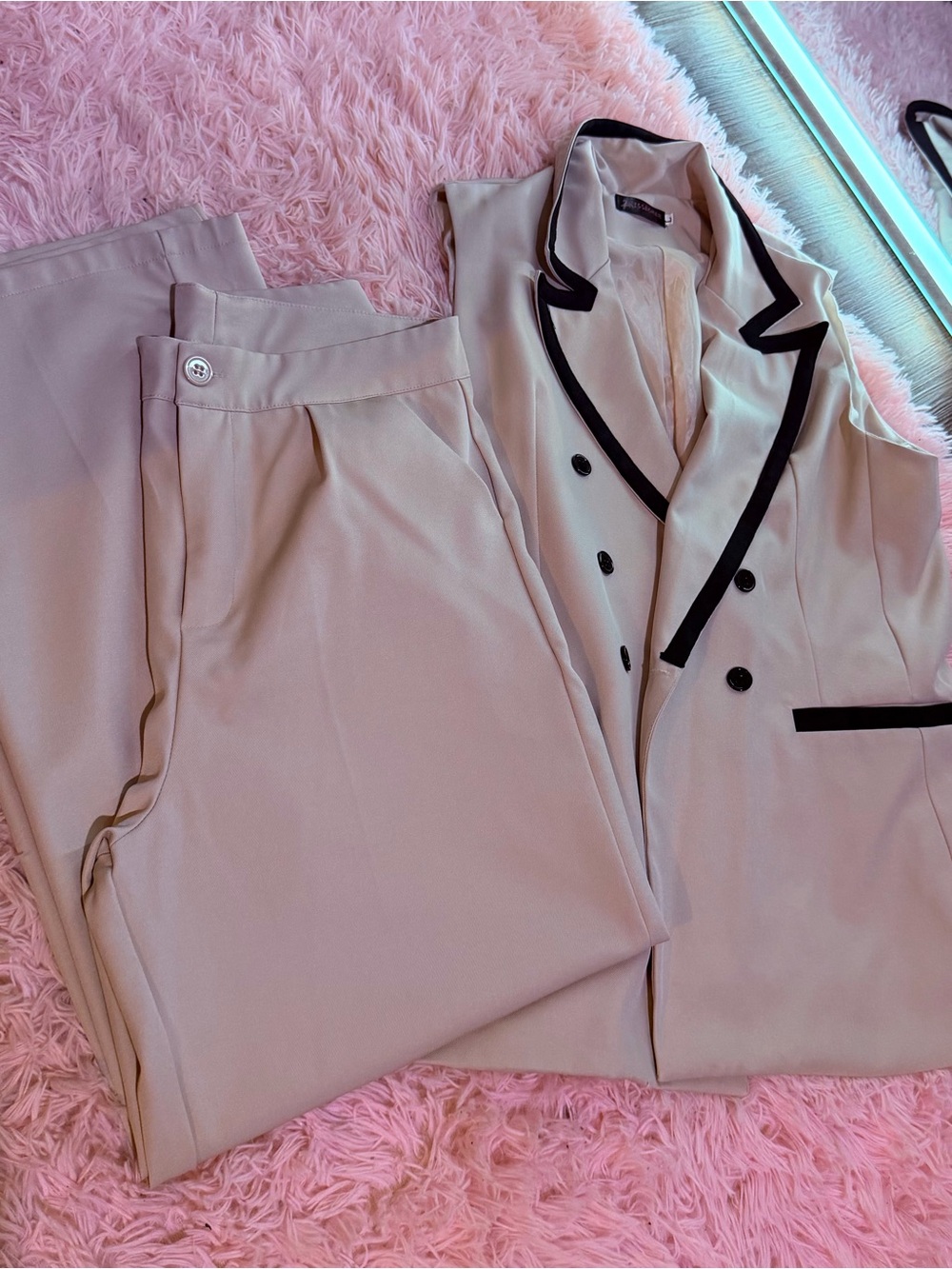 Two-Piece set